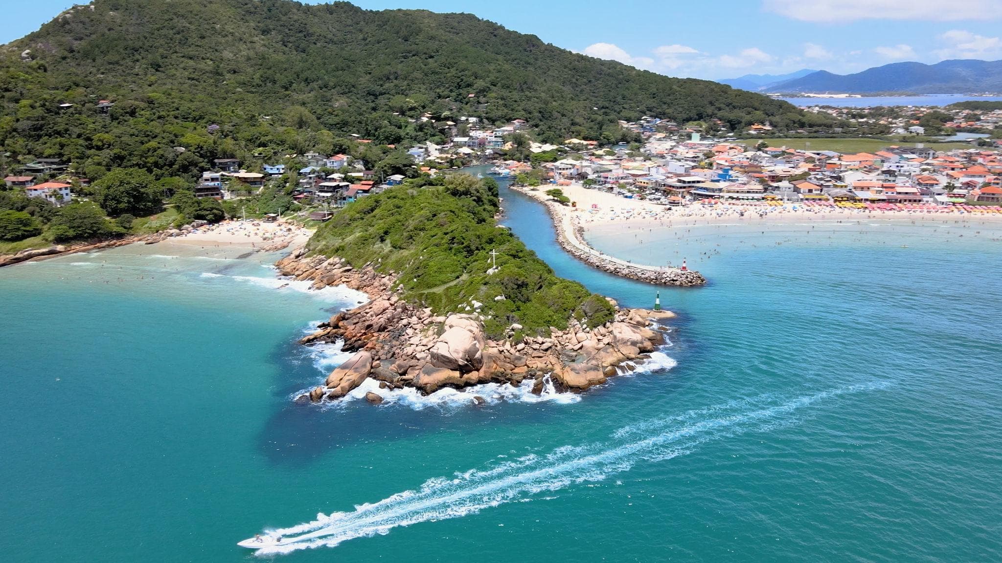 Praia da Barra da Lagoa em Florianópolis